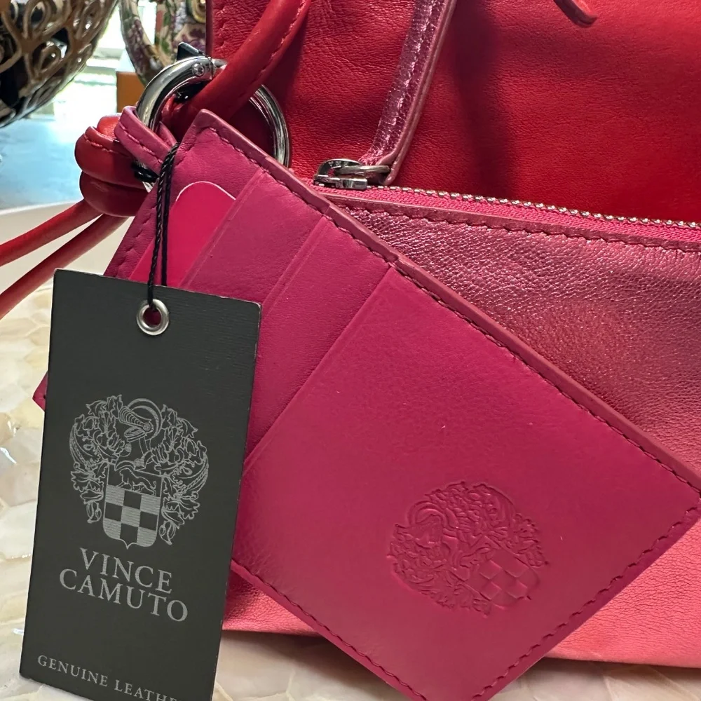 Beautiful Leather Vince Camuto Aliya Pouch Set Multicolor!